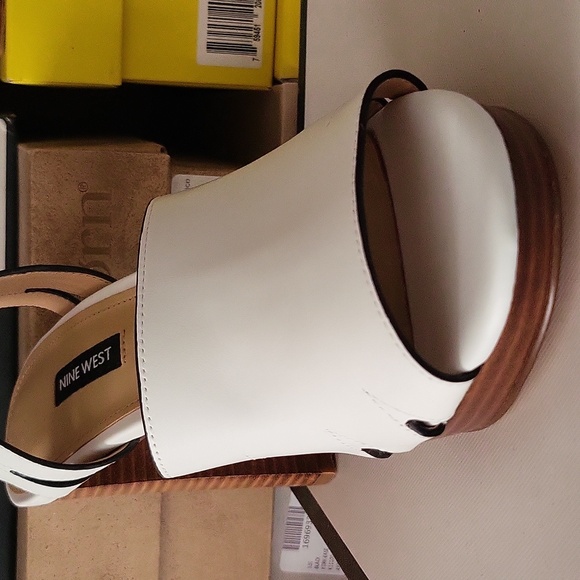 Nine West 11 White Delilah Leather Open Toe Ankle Strap Chunky Platform Sandal - Picture 5 of 9